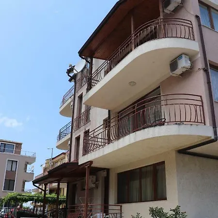 Deva Appartamento Nesebar